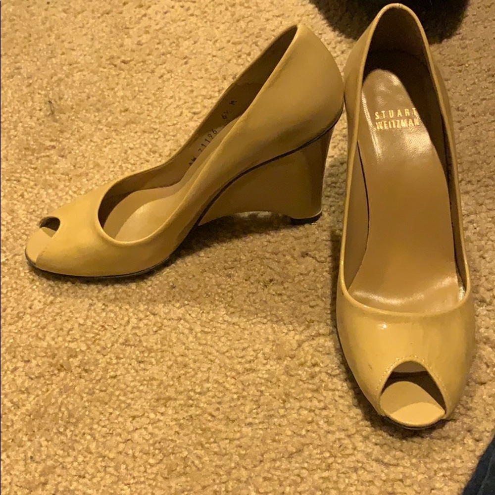 Stuart Weizmann Tan wedge heel
